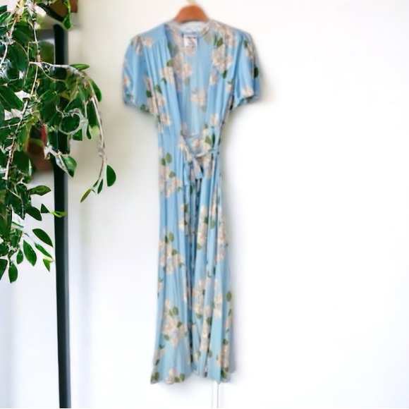Privacy Please Plaza Kimono Wrap Maxi Dress in Gramont Blue Florall - Picture 7 of 13
